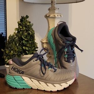 Women's hoka one one gaviota 3